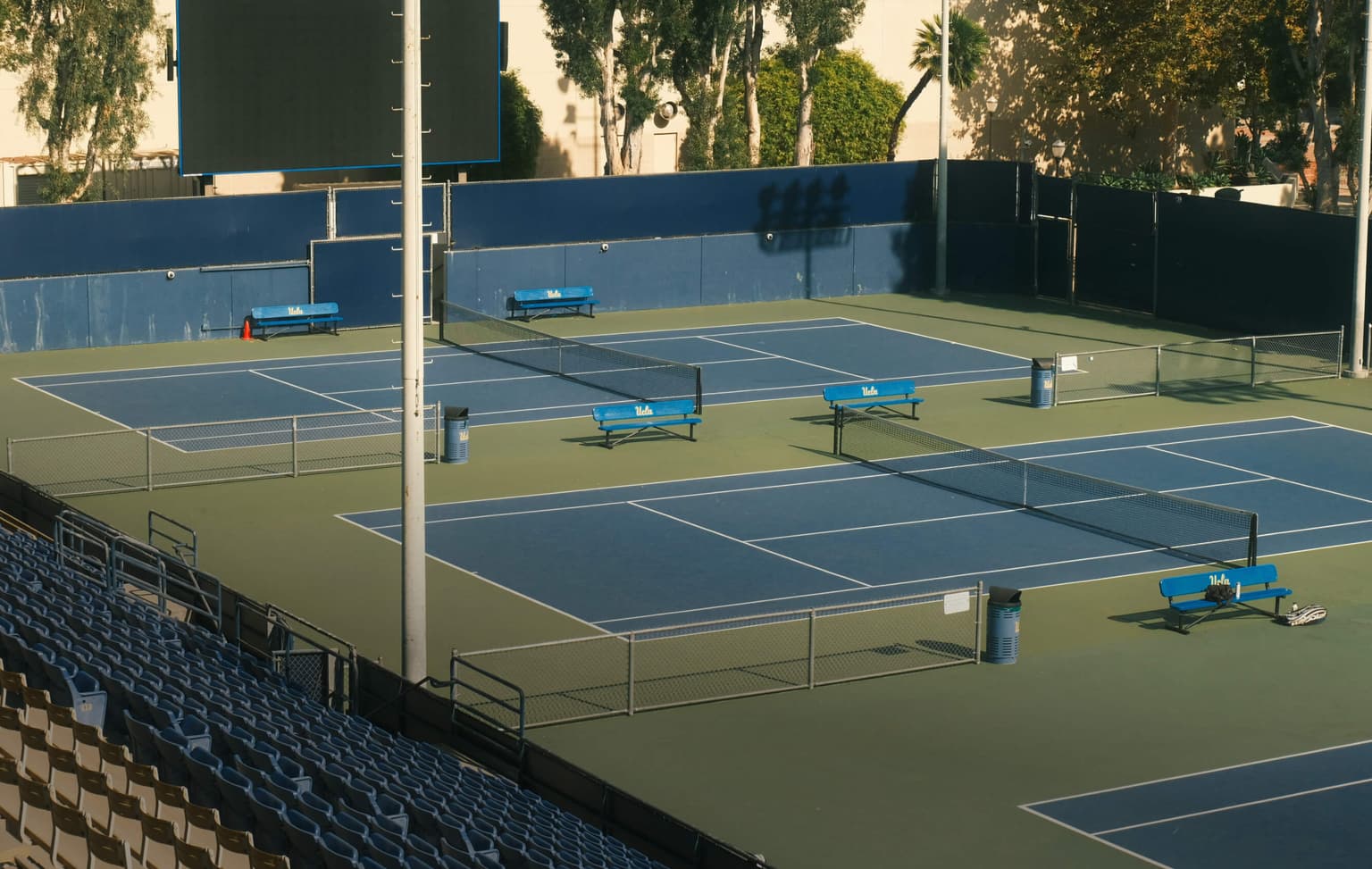 bg image https://cebytb37gqewrsv4.public.blob.vercel-storage.com/Valencia-internships%20-%20sports%20marketing%20-%20header-Fn9uPeHFjCdjqgW9wv8QDBrYxZrSbp.jpg