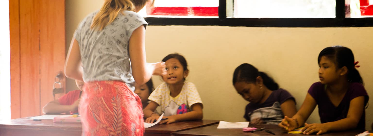 bg image https://cebytb37gqewrsv4.public.blob.vercel-storage.com/bali-volunteer-indonesia-25581-2WyXo580VbDuudDCnAHLlSMIpjtopI.jpg