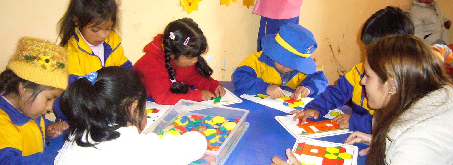 bg image https://cebytb37gqewrsv4.public.blob.vercel-storage.com/cusco-volunteer-peru-2086-I6kPZYwOO5QooJSCmyplo2Kj7aAM3g.jpg