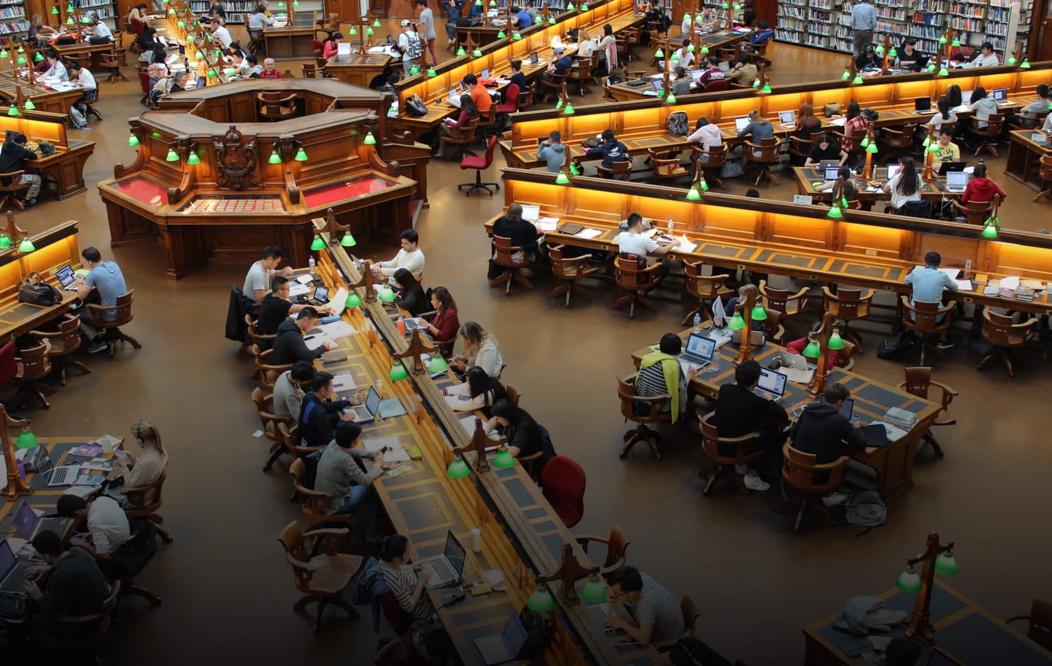 bg image https://cebytb37gqewrsv4.public.blob.vercel-storage.com/internship-dublin-ireland-teaching-program-header-1-GSLgwcJxIgZo9O4313wuXXF3K8rN55.jpg