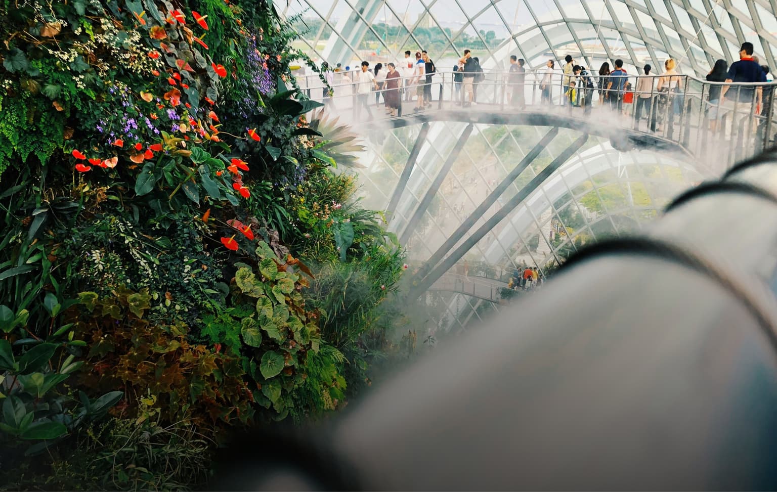 bg image https://cebytb37gqewrsv4.public.blob.vercel-storage.com/singapore-mech-engineering-internship-program-header-jIwe9r8f6gjqkh1jRox4DrWohRf8YR.jpg